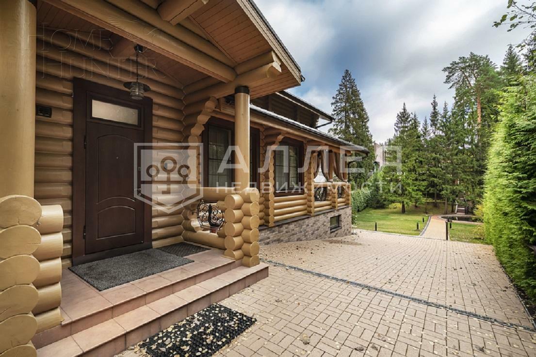 2-этажный коттедж 320 м² с отделкой