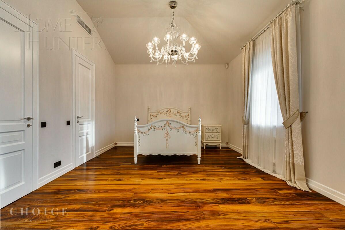 2-этажный коттедж 900 м² с отделкой