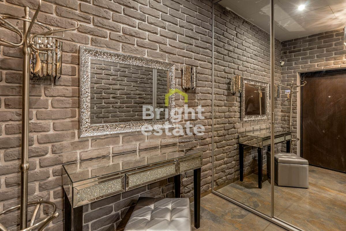 3-КОМН. КВАРТИРА С ОТДЕЛКОЙ 112.1 М² НА 1 ЭТАЖЕ