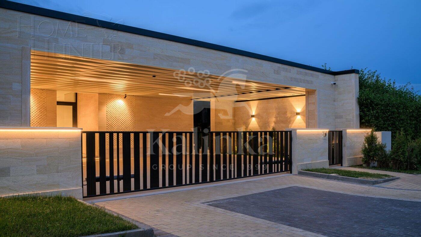 1-этажный коттедж 400 м² с отделкой