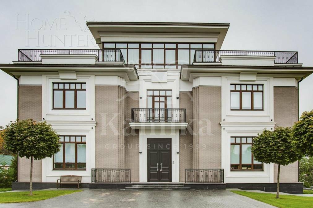 2-этажный коттедж 985 м² с отделкой