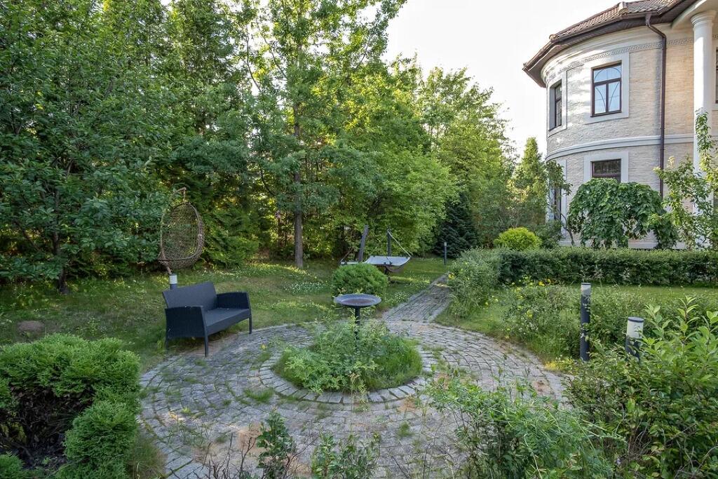 2-этажный коттедж 540 м² с отделкой