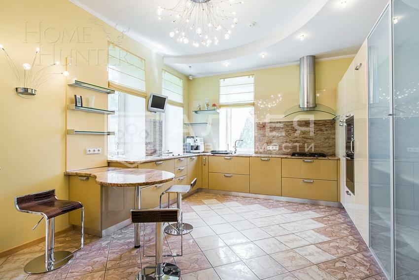 2-этажный коттедж 450 м² с отделкой