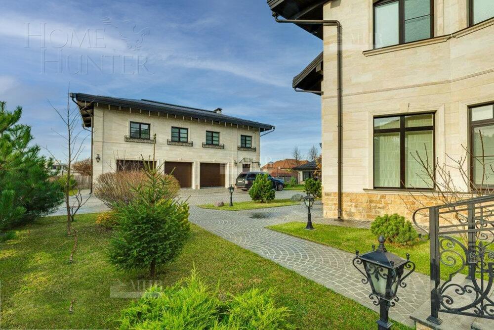 2-этажный коттедж 900 м² с отделкой