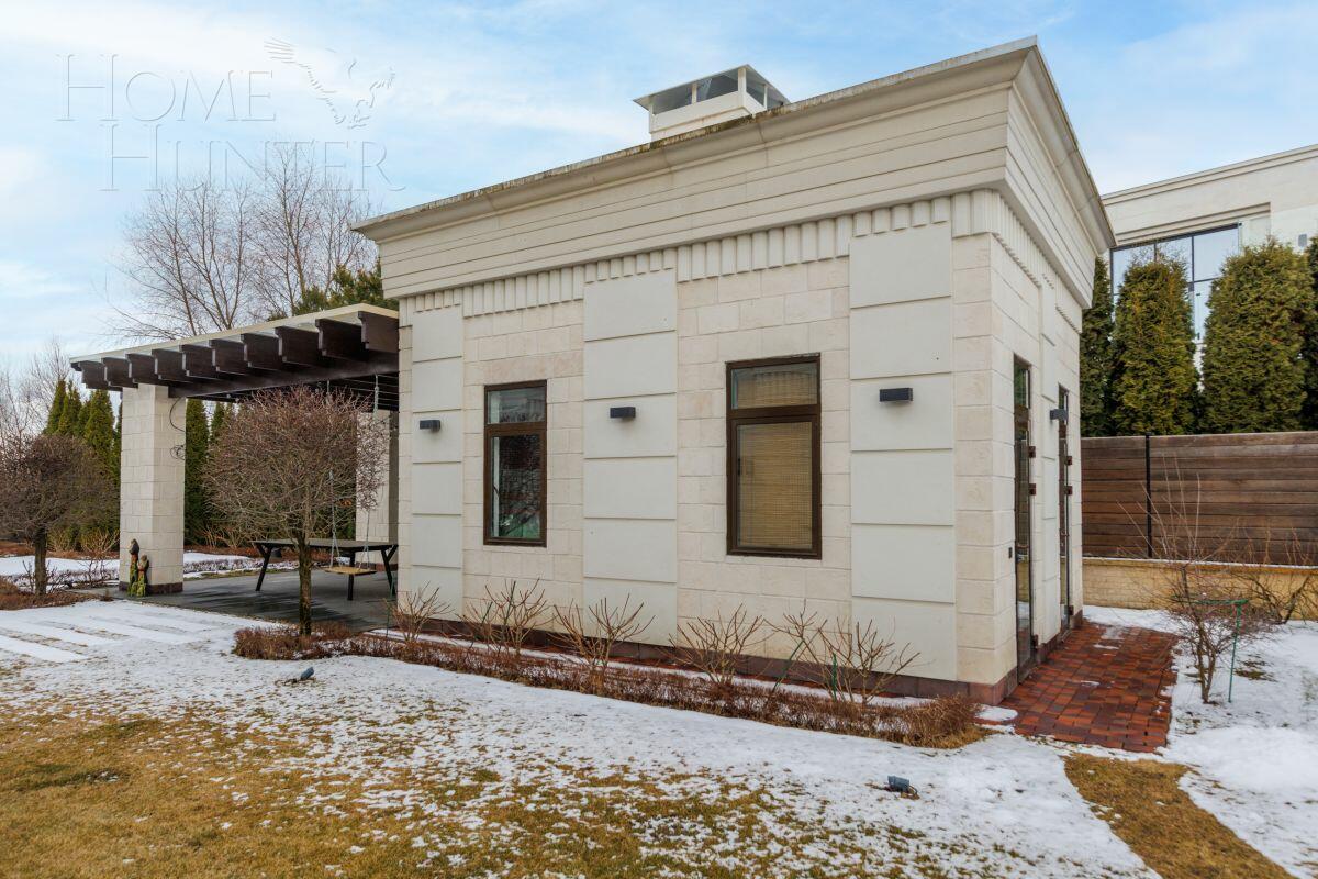 2-этажный коттедж 550 м² с отделкой