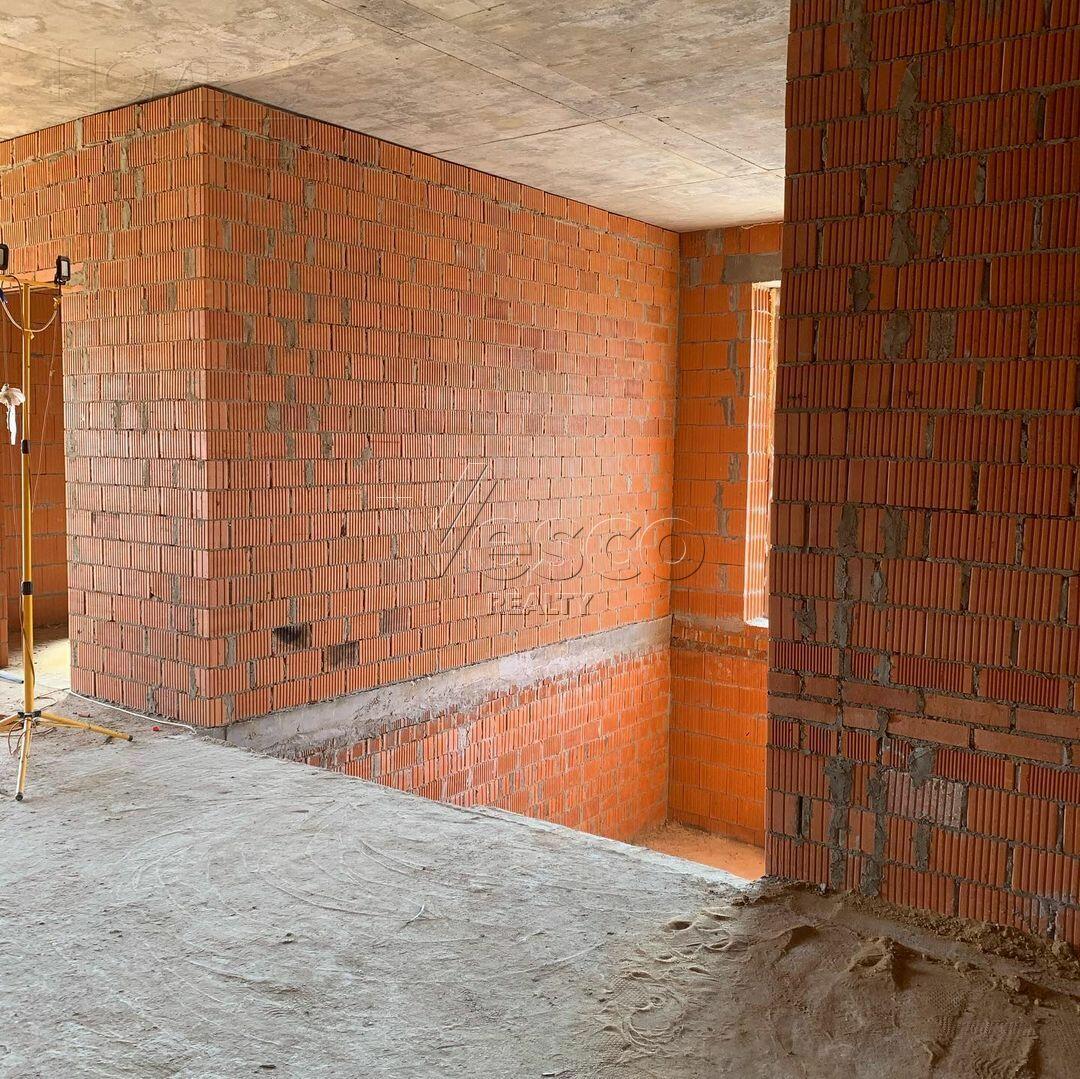 2-этажный коттедж 625 м² без отделки