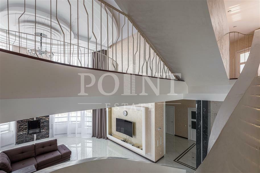 2-этажный коттедж 680 м² с отделкой