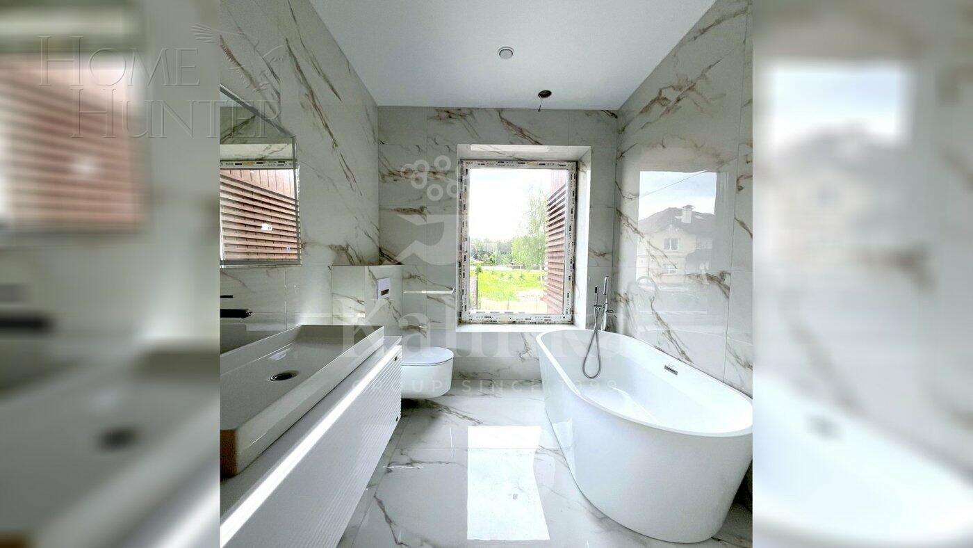 2-этажный коттедж 240 м² с отделкой