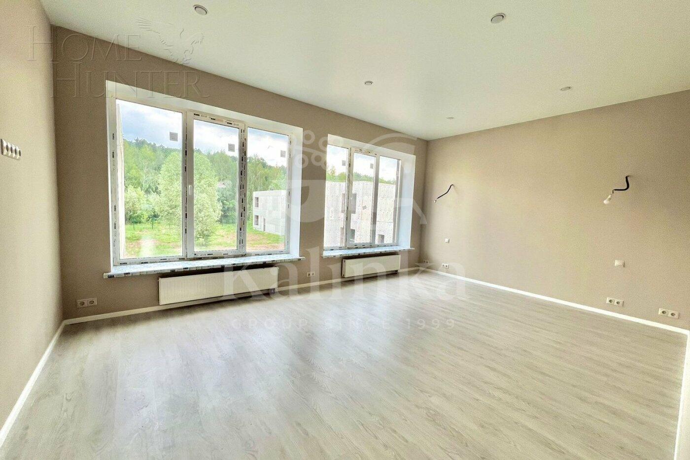 2-этажный коттедж 240 м² с отделкой