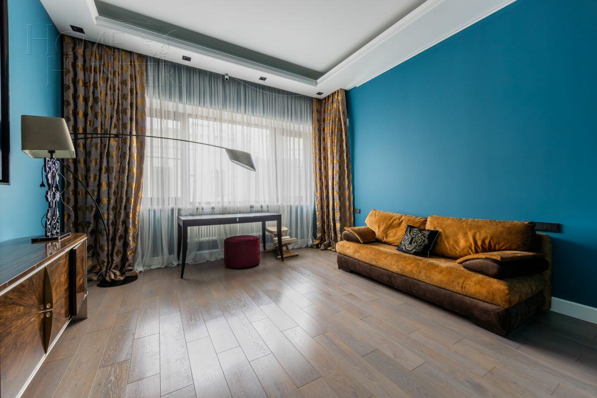 2-этажный коттедж 550 м² с отделкой