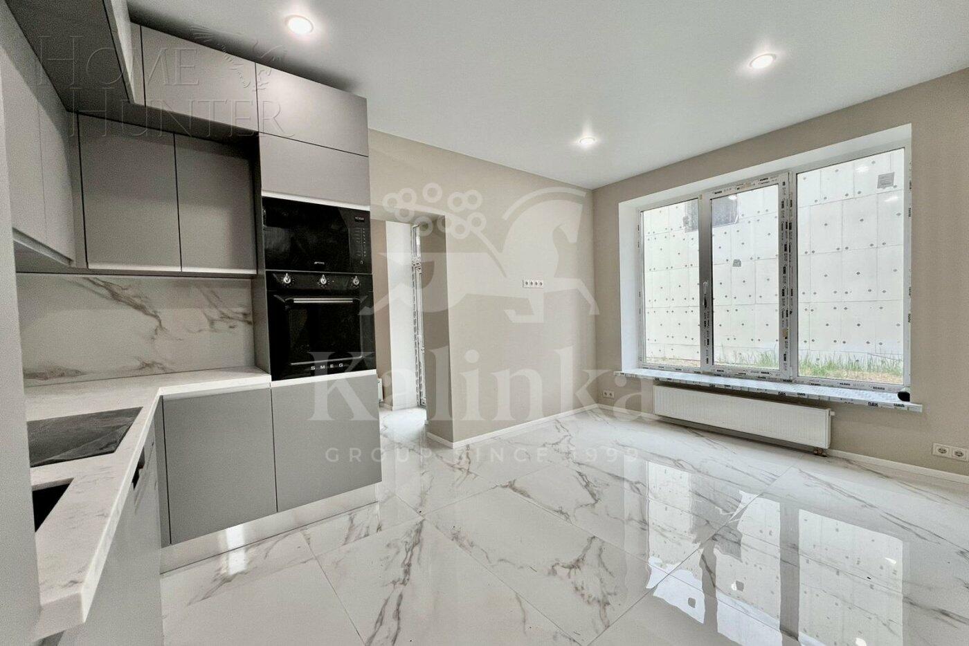 2-этажный коттедж 240 м² с отделкой