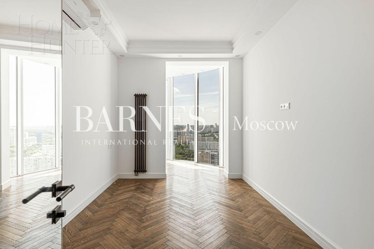 5-КОМН. ПЕНТХАУС С ОТДЕЛКОЙ 190 М² НА 33 ЭТАЖЕ