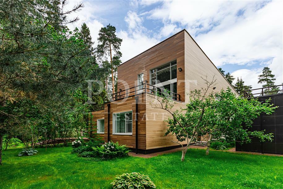 2-этажный коттедж 1 328 м² с отделкой