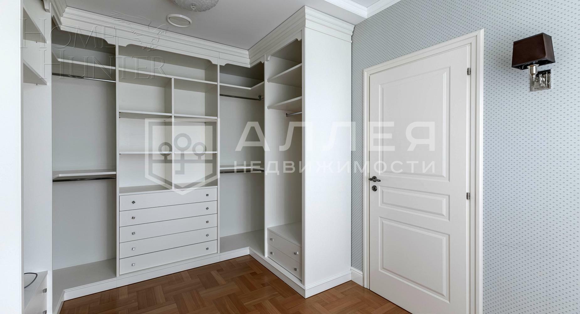 2-этажный коттедж 400 м² с отделкой