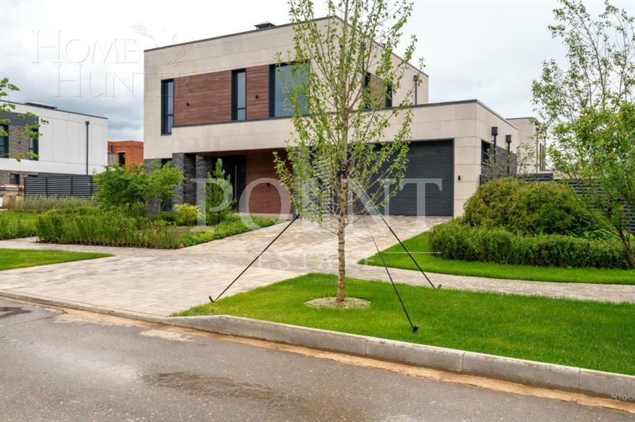 2-этажный коттедж 372 м² с отделкой