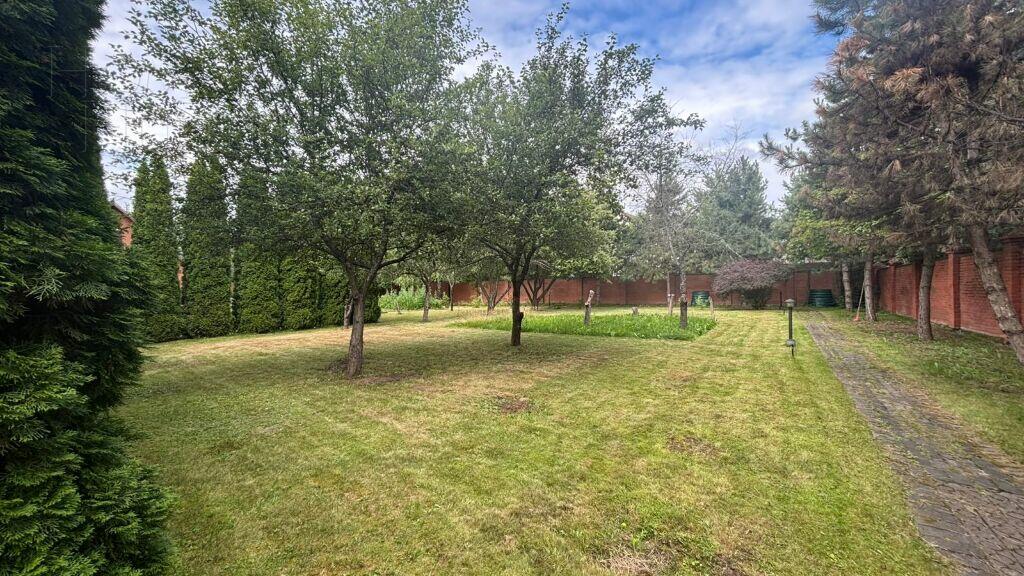 Участок 11 сот. в охраняемом поселке