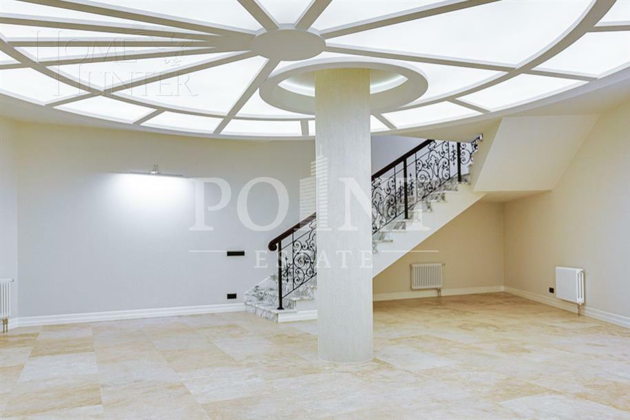 2-этажный коттедж 900 м² с отделкой