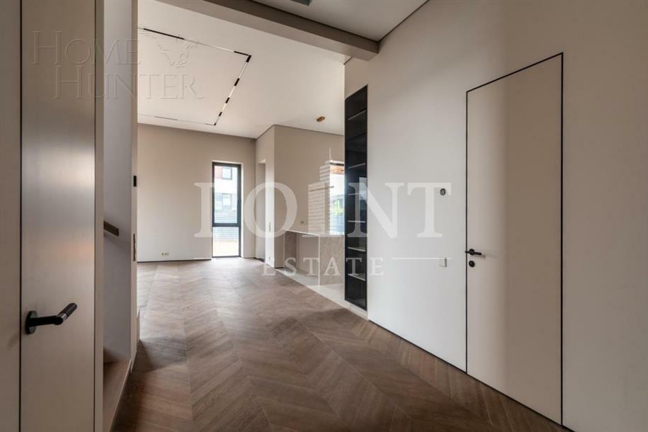 2-этажный коттедж 372 м² с отделкой