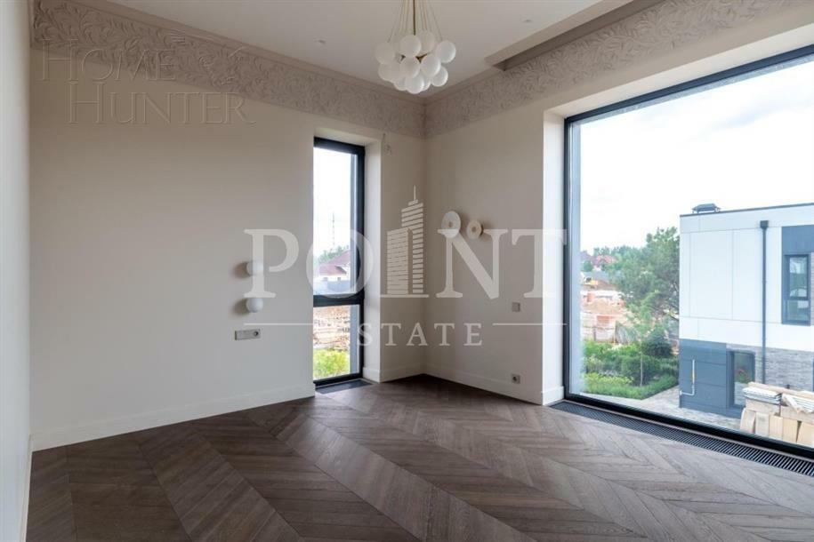 2-этажный коттедж 372 м² с отделкой