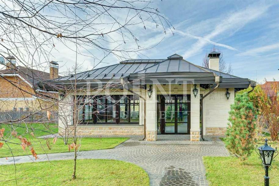 2-этажный коттедж 900 м² с отделкой