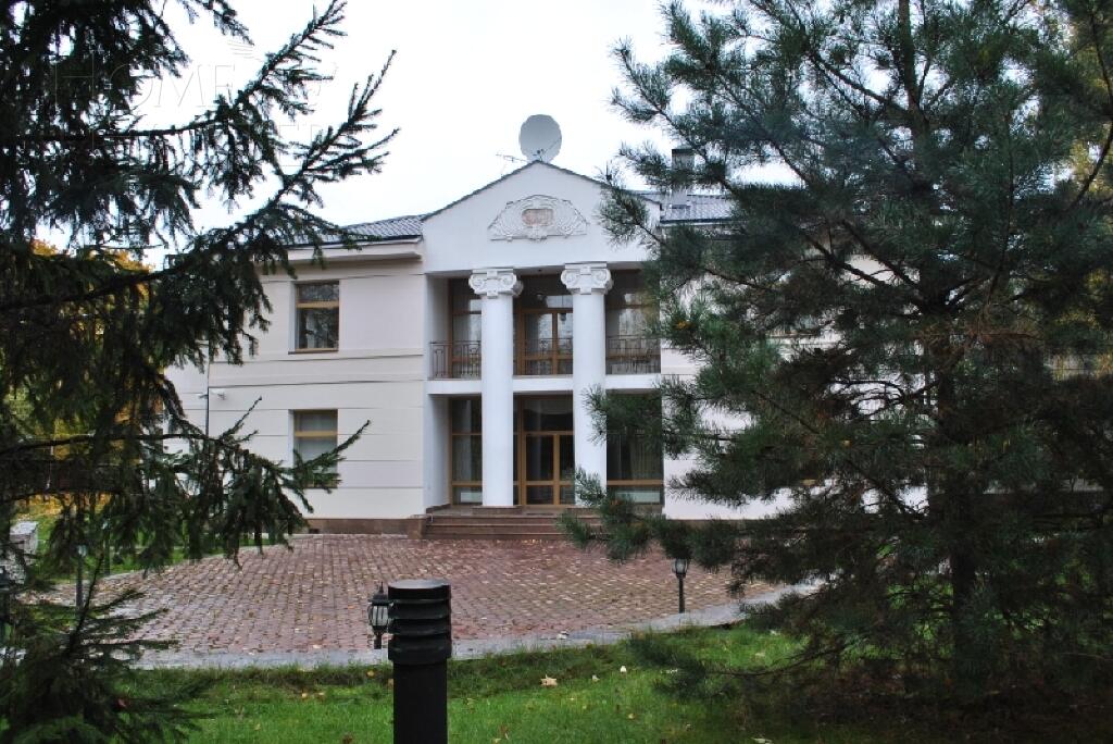 2-этажный коттедж 1 150 м² с отделкой