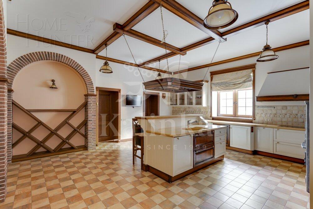 2-этажный коттедж 541.5 м² с отделкой