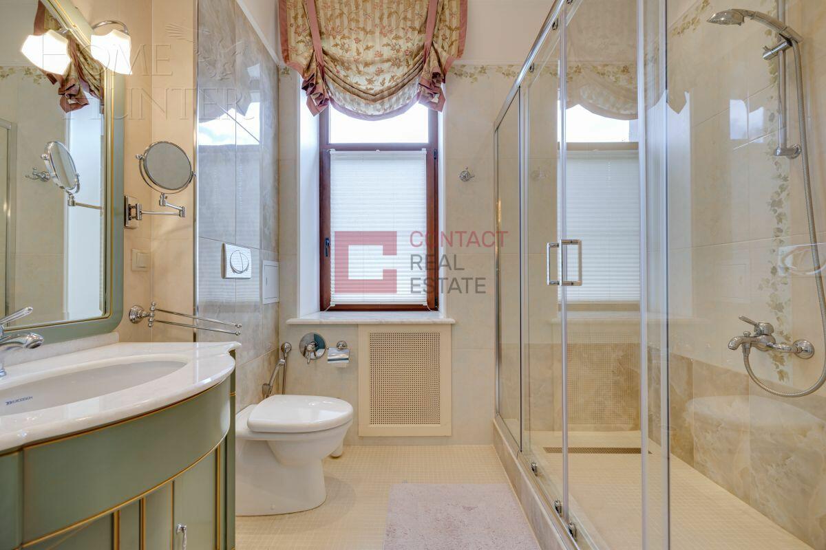 2-этажный коттедж 550 м² с отделкой