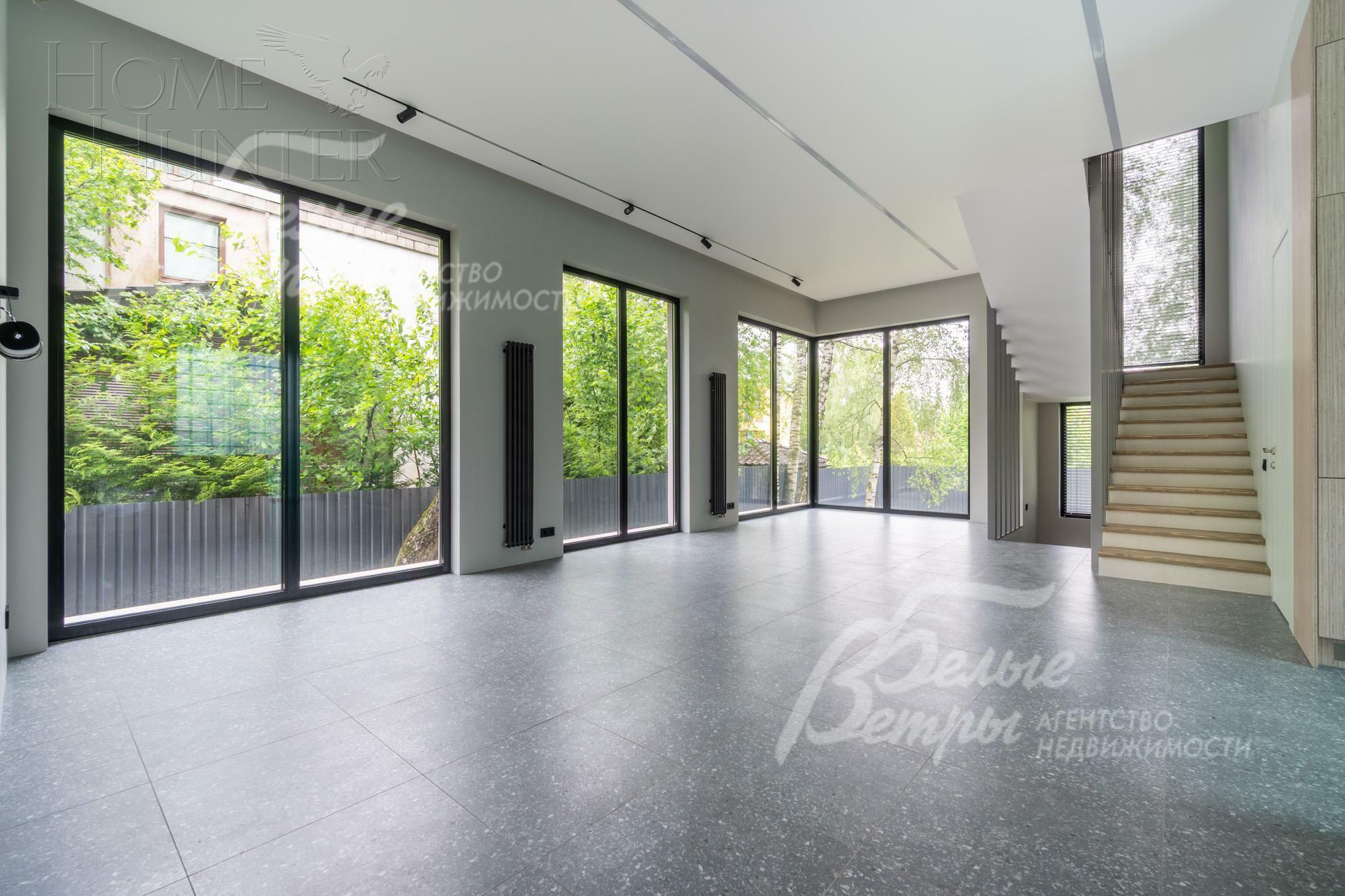 2-этажный коттедж 355 м² с отделкой