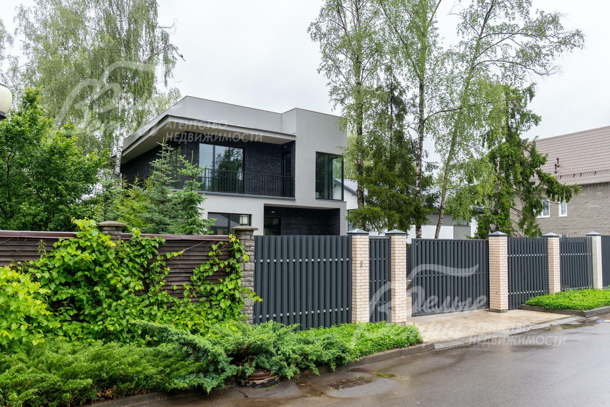 2-этажный коттедж 355 м² с отделкой