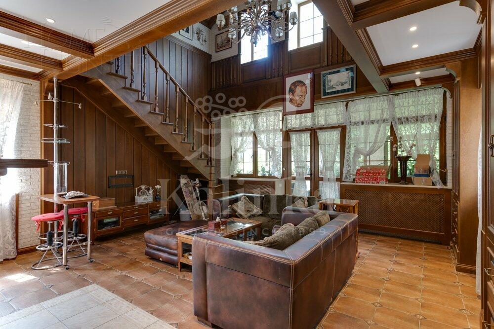 2-этажный коттедж 541.5 м² с отделкой