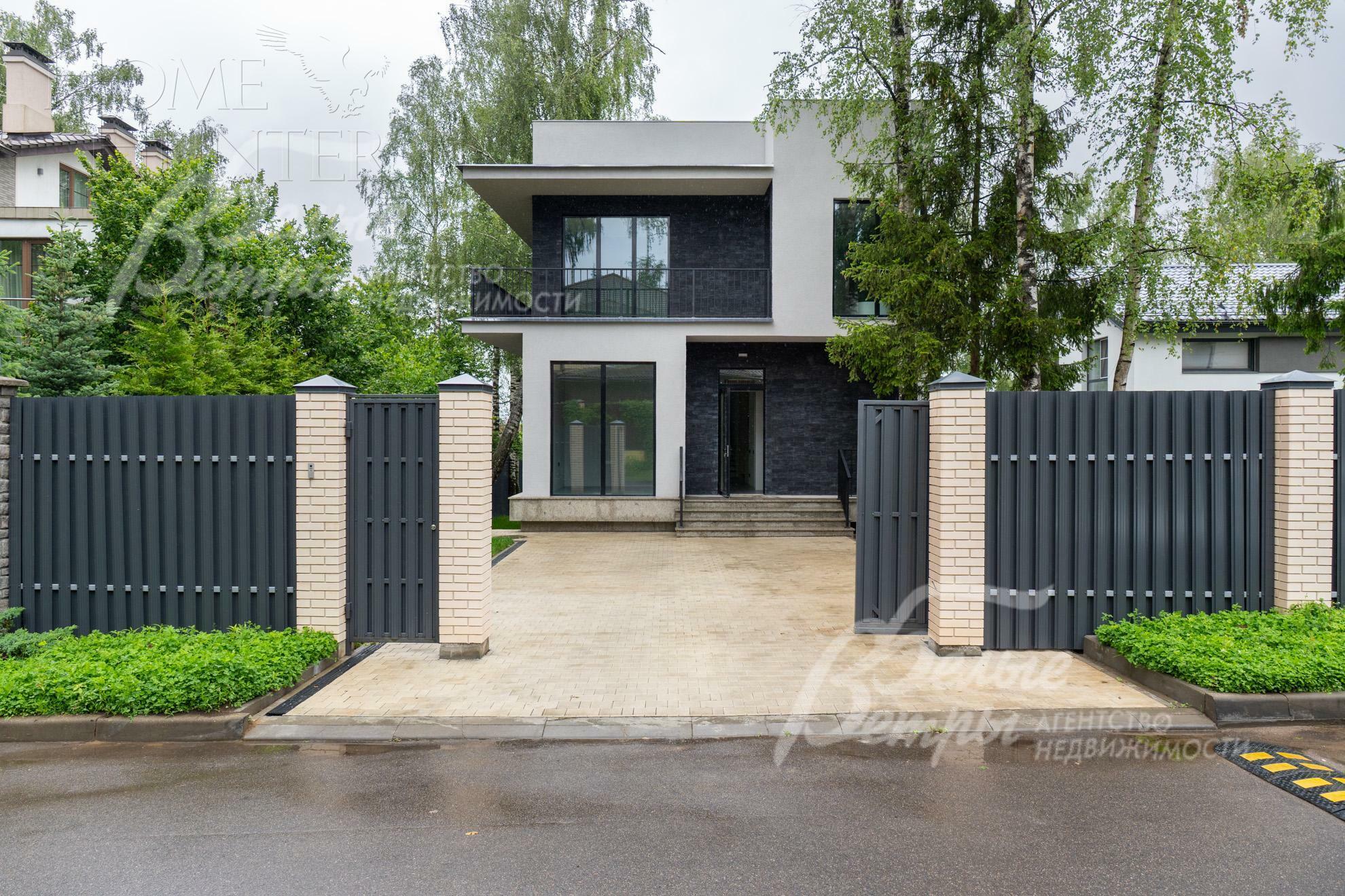 2-этажный коттедж 355 м² с отделкой