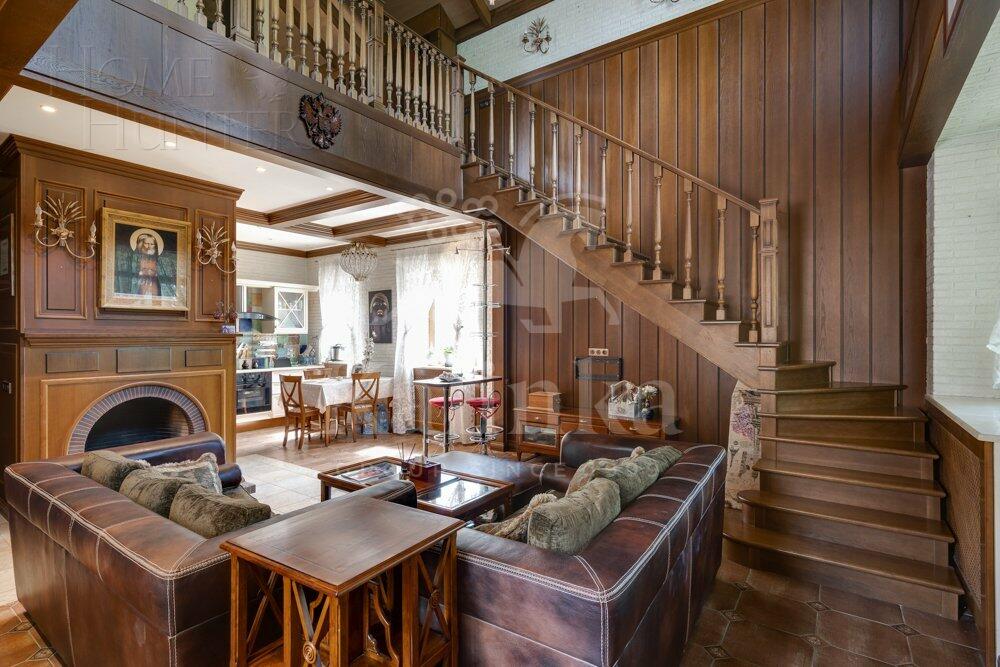 2-этажный коттедж 541.5 м² с отделкой