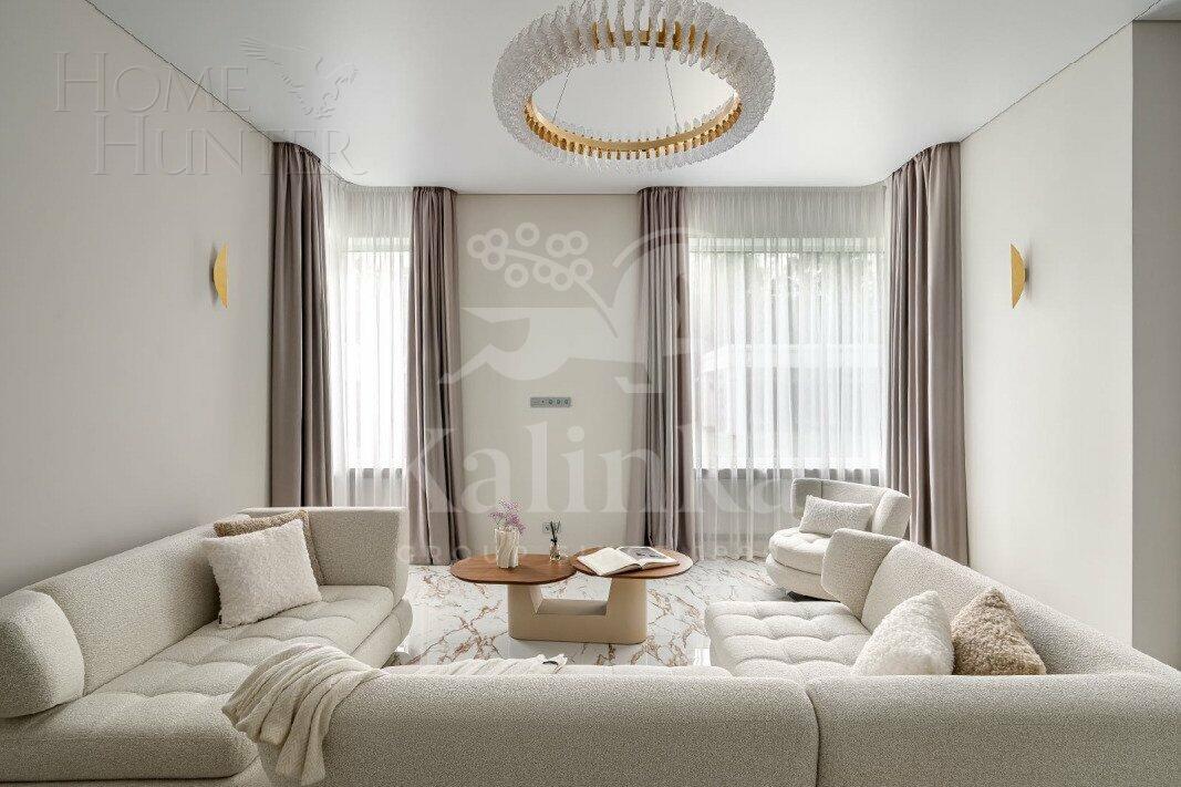 2-этажный коттедж 350 м² с отделкой