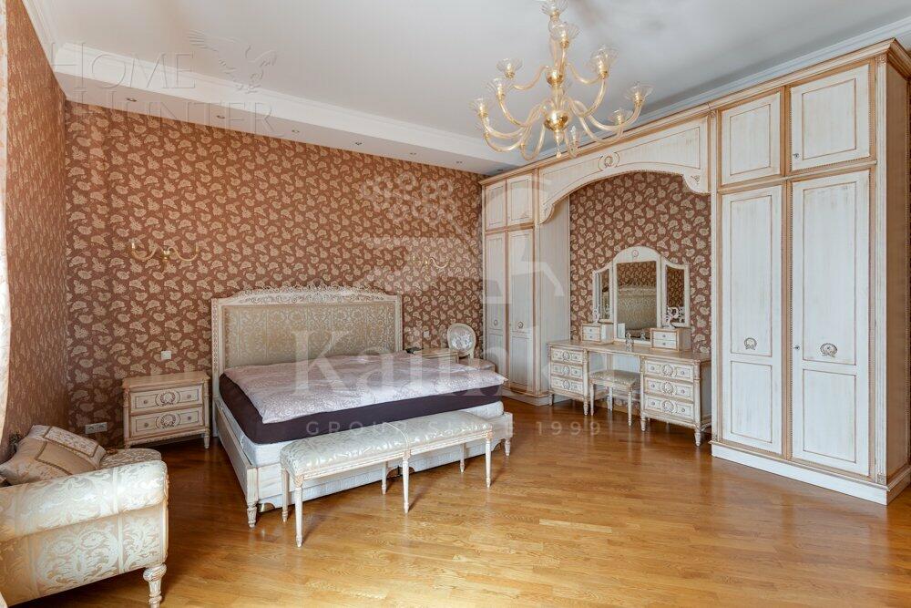 2-этажный коттедж 541.5 м² с отделкой