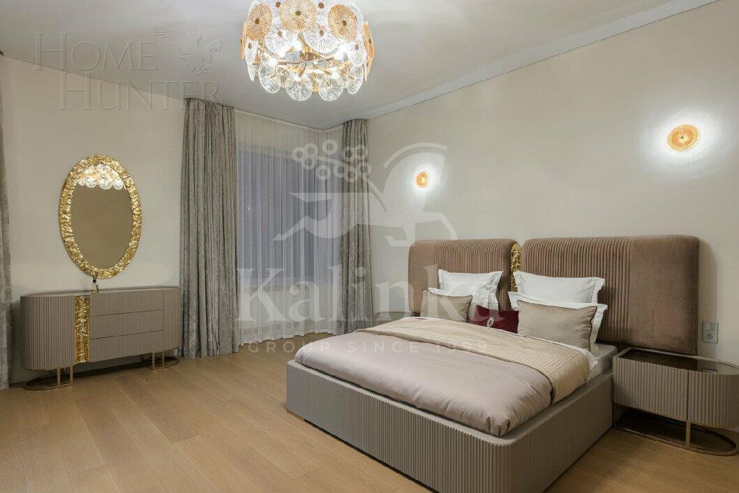 2-этажный коттедж 350 м² с отделкой