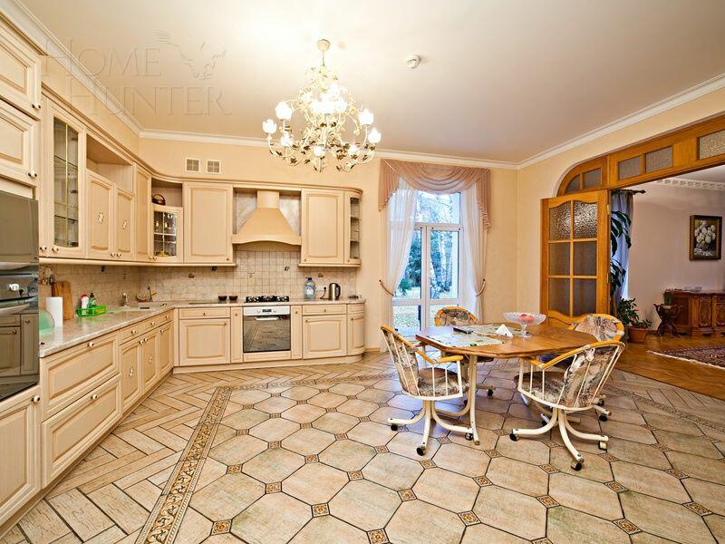 2-этажный коттедж 1 150 м² с отделкой