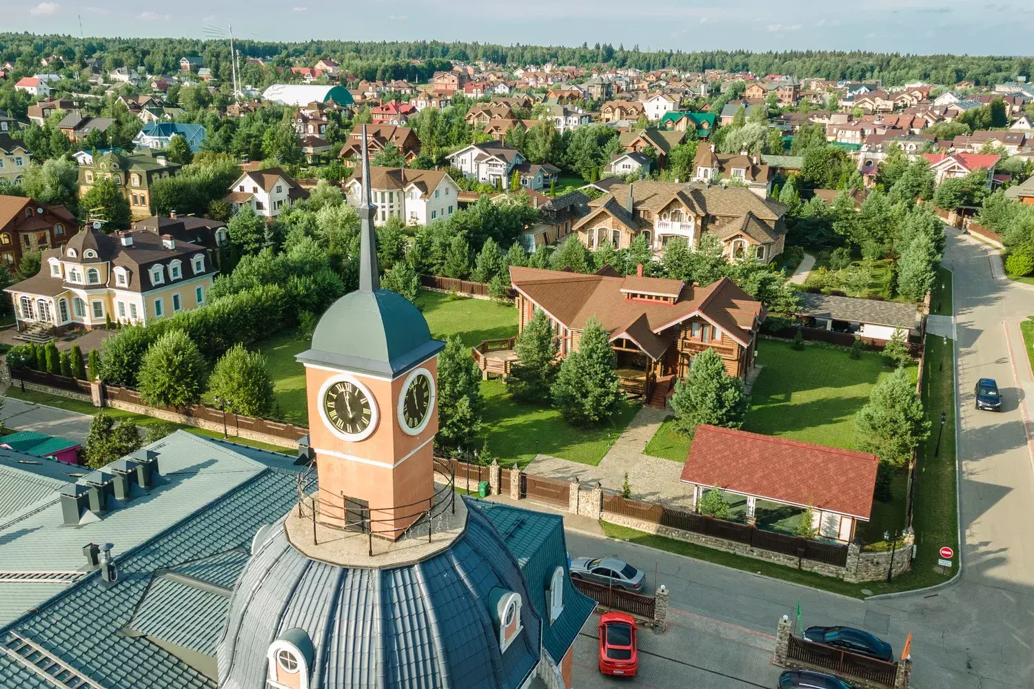 2-этажный коттедж 310 м² с отделкой