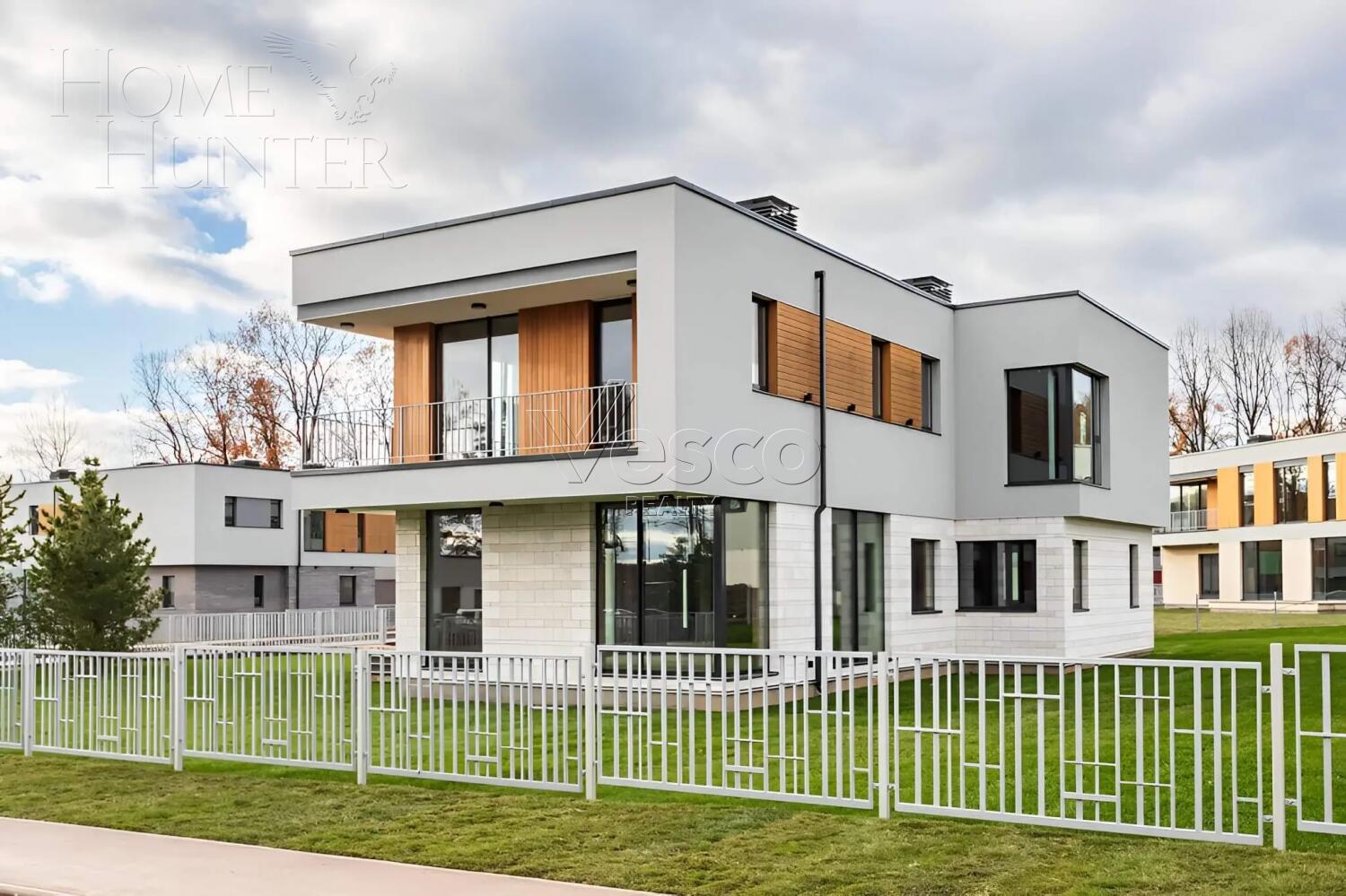 2-этажный коттедж 425 м² без отделки