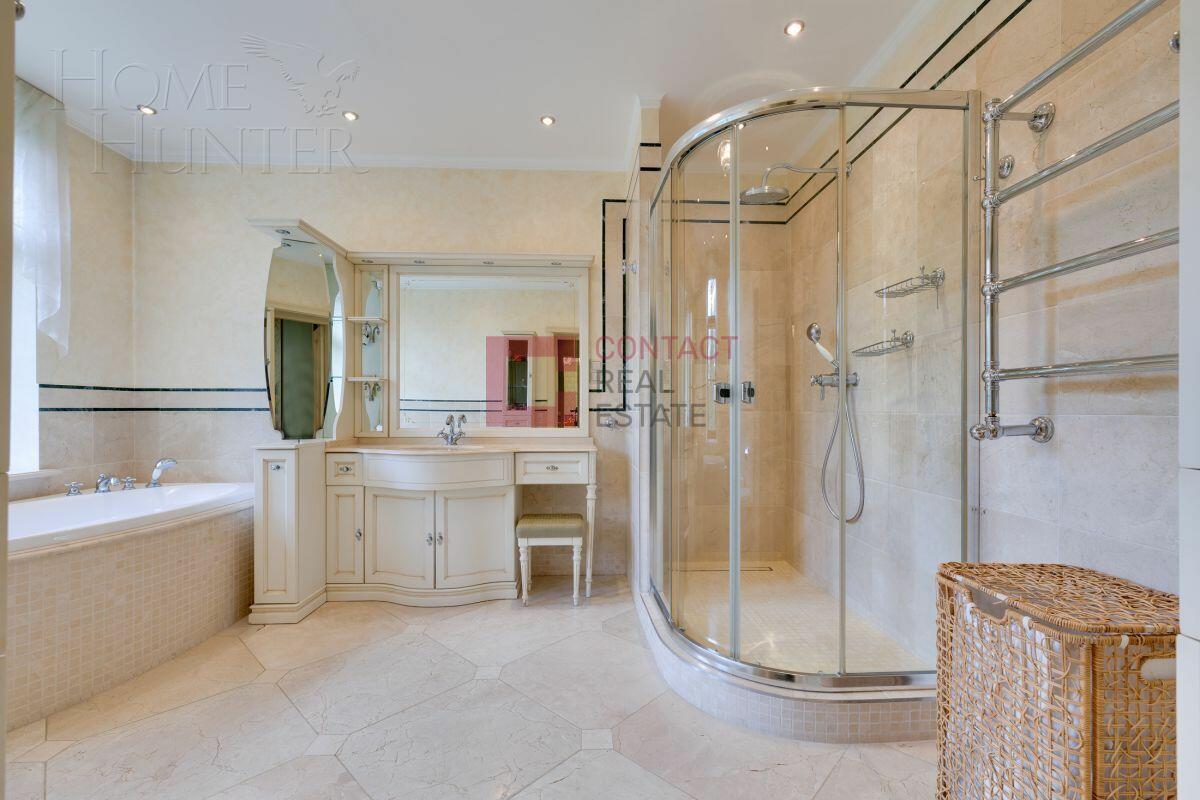 2-этажный коттедж 550 м² с отделкой