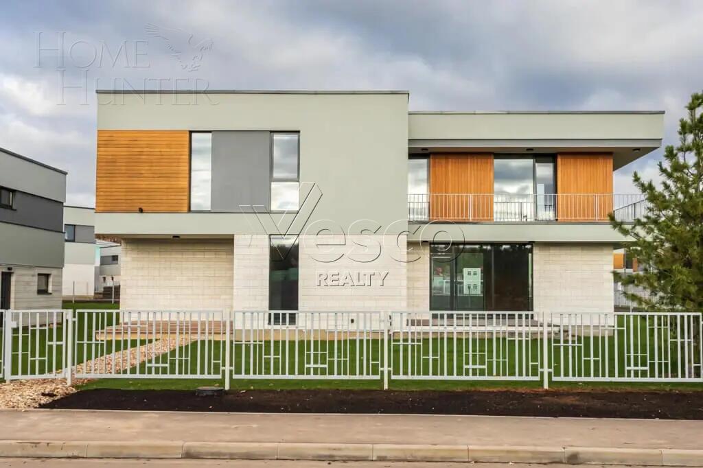 2-этажный коттедж 425 м² без отделки