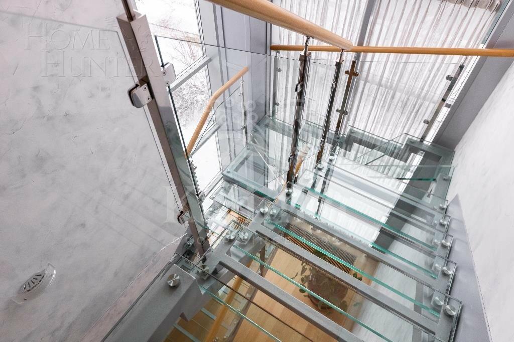 2-этажный коттедж 1 300 м² с отделкой