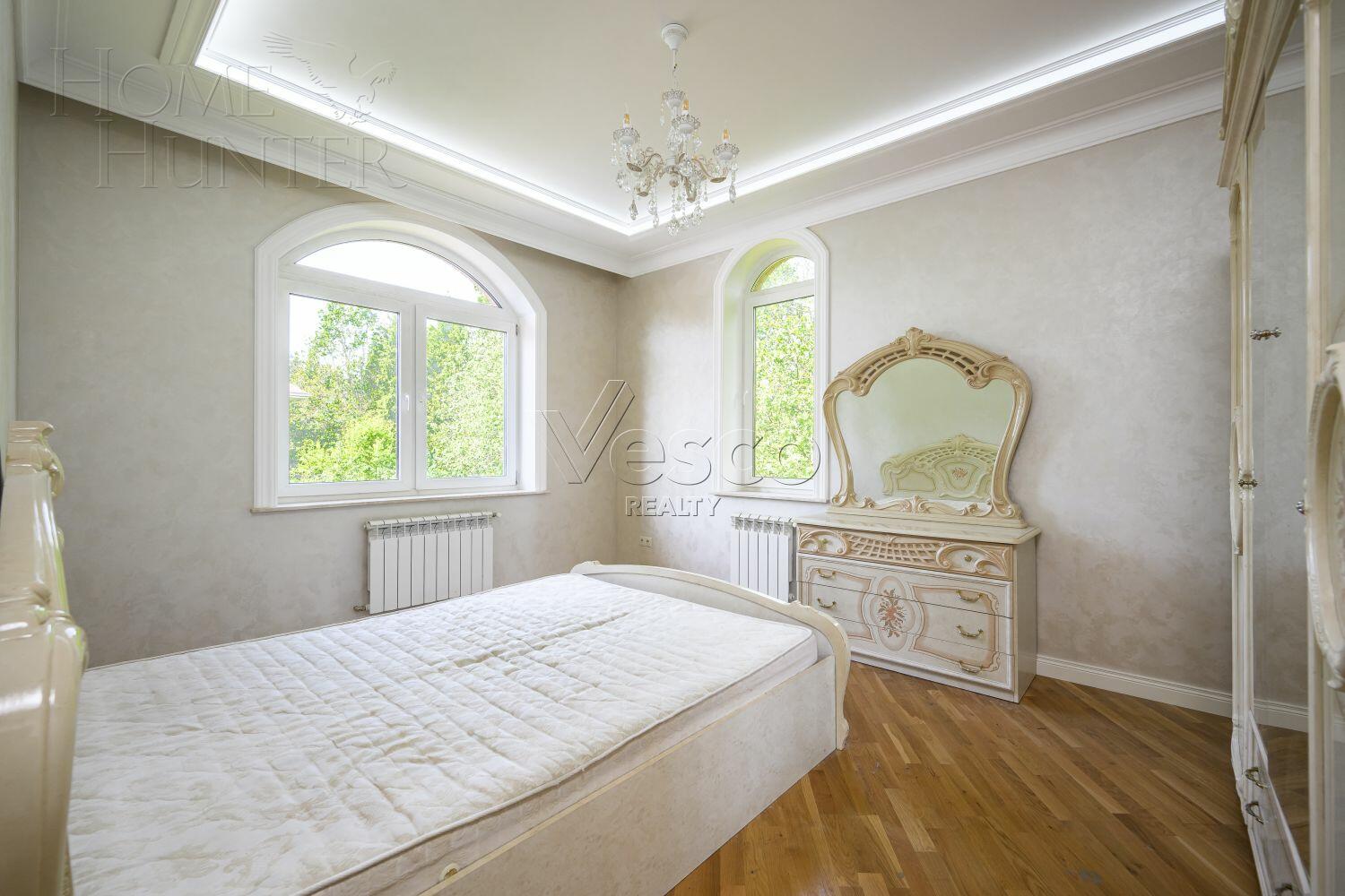 2-этажный коттедж 383 м² с отделкой