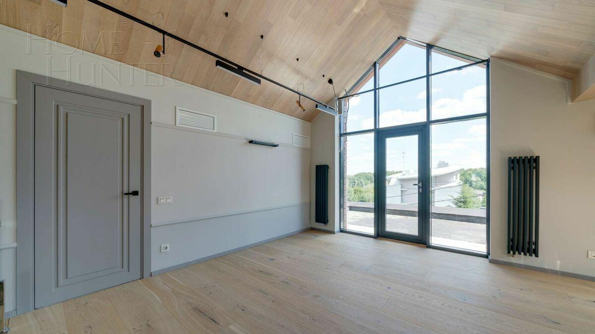 2-этажный коттедж 761 м² с отделкой