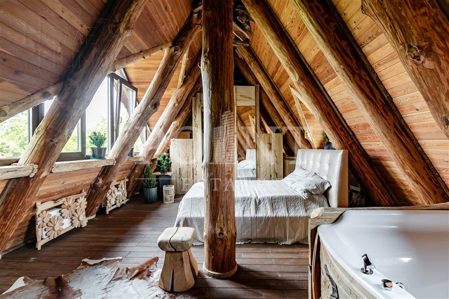 2-этажный коттедж 300 м² с отделкой