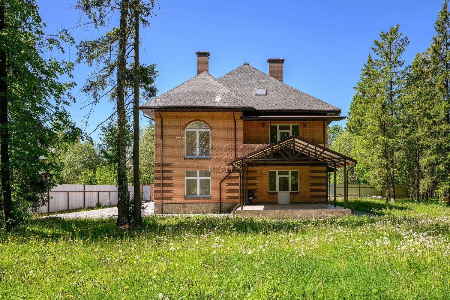 2-этажный коттедж 383 м² с отделкой