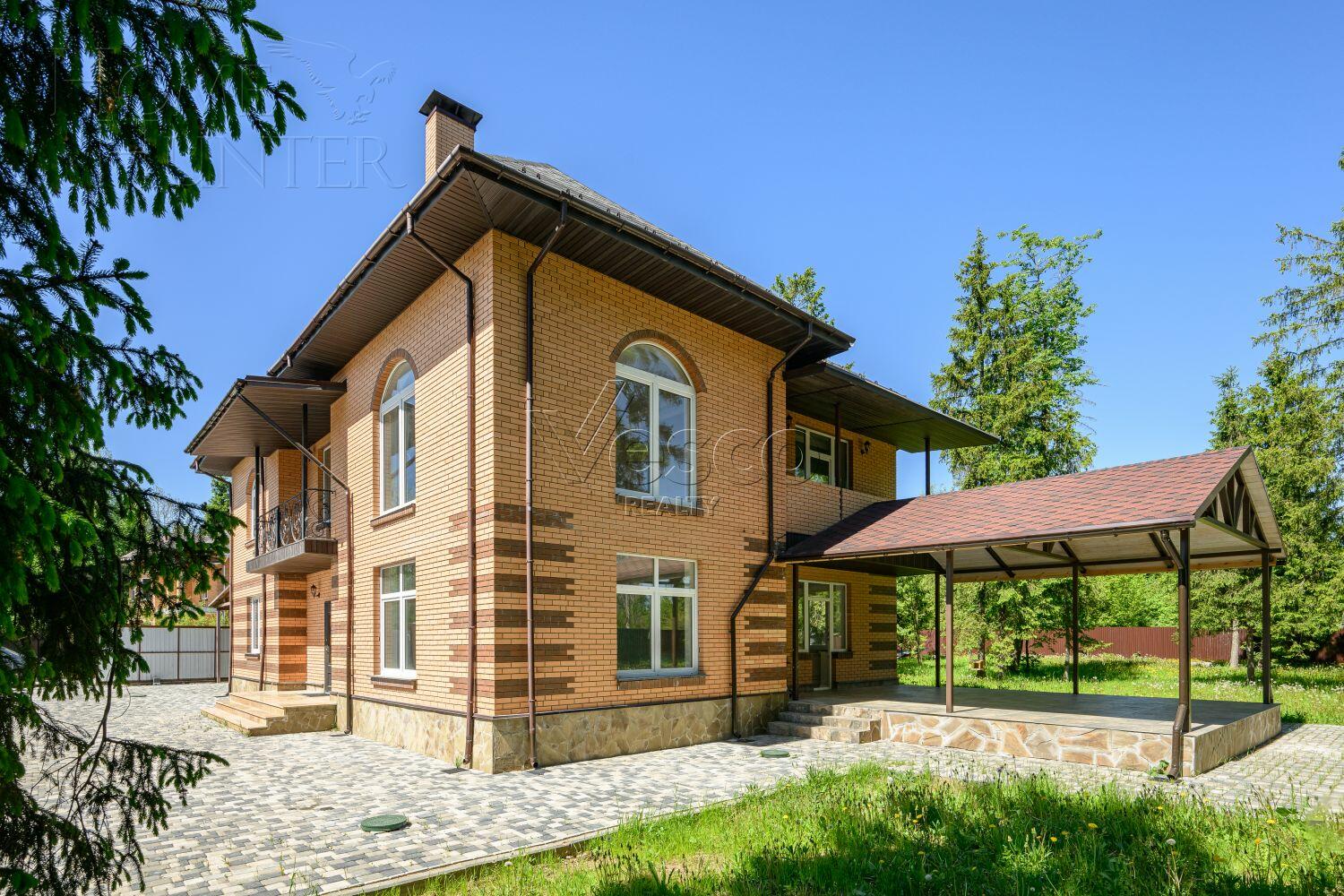 2-этажный коттедж 383 м² с отделкой