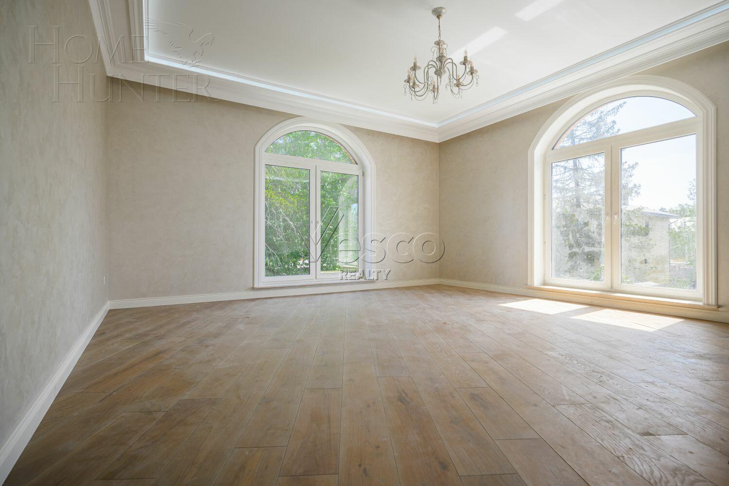 2-этажный коттедж 383 м² с отделкой