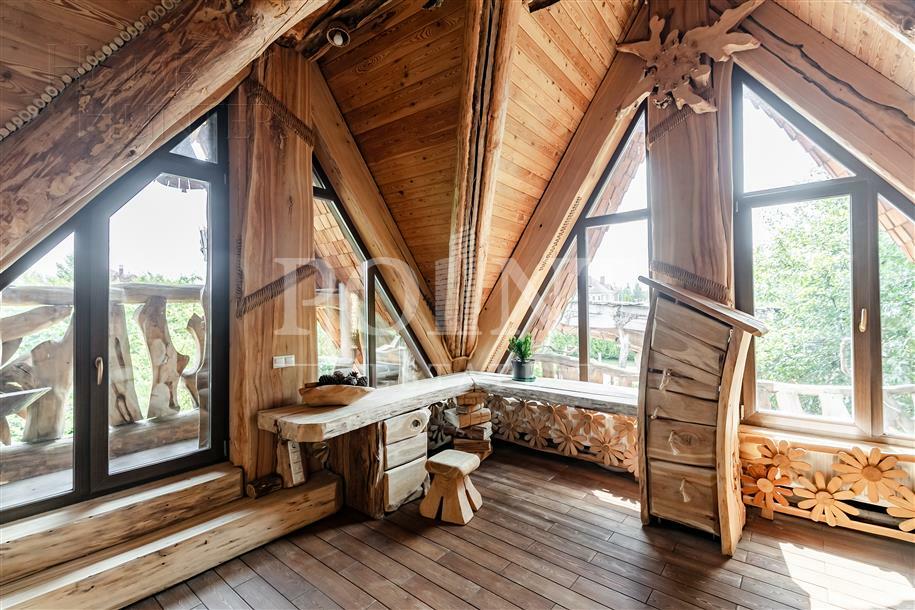 2-этажный коттедж 300 м² с отделкой