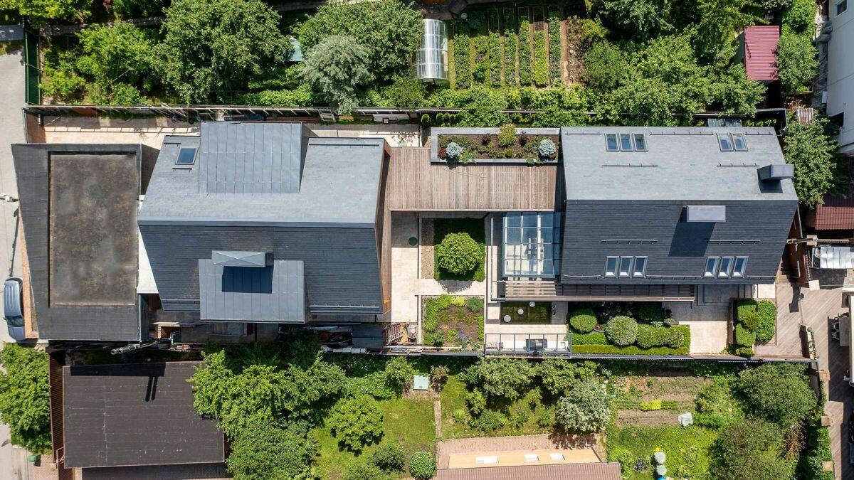 2-этажный коттедж 761 м² с отделкой