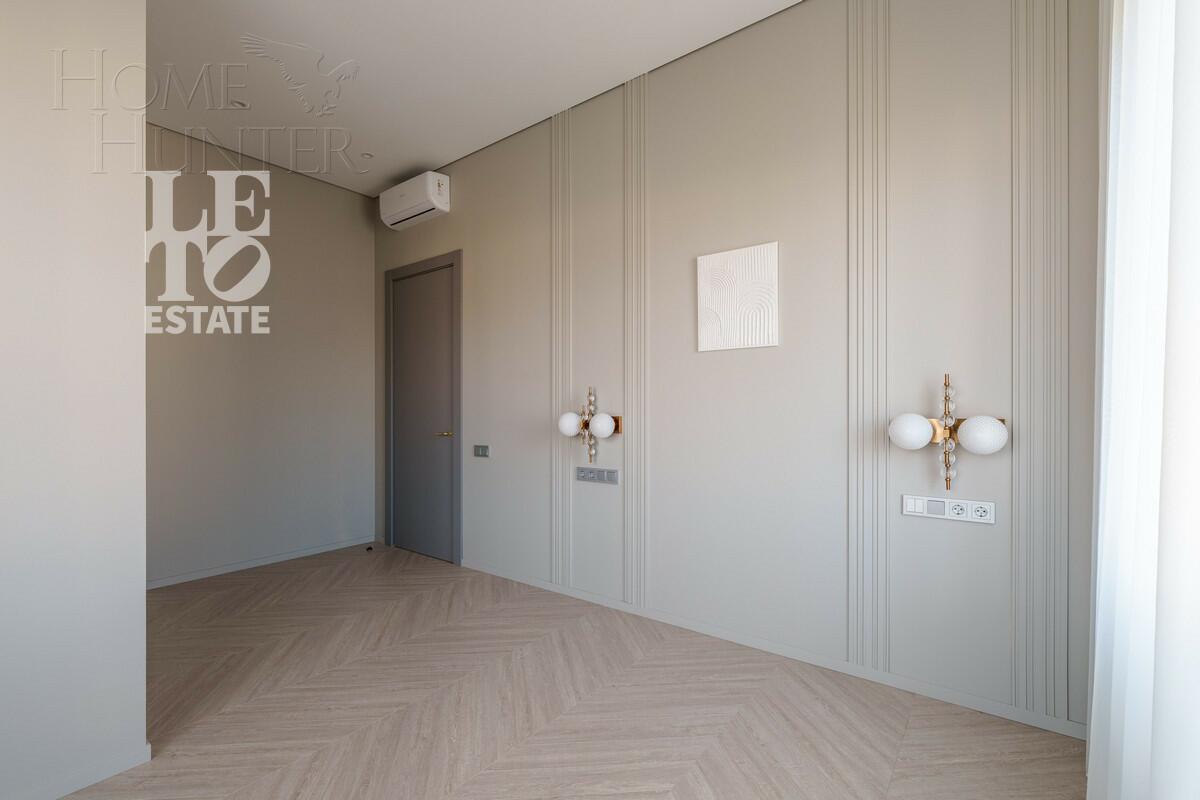 2-этажный коттедж 242.4 м² с отделкой